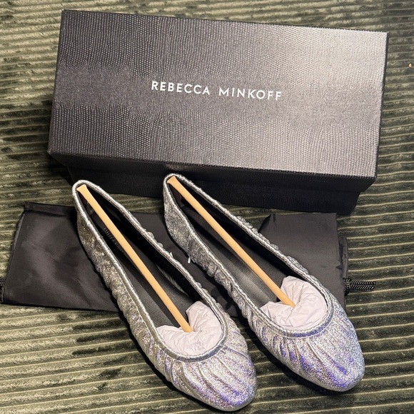 NIB Rebecca Minkoff Silver Ruched Ballet Flats Size 8 - Picture 5 of 8